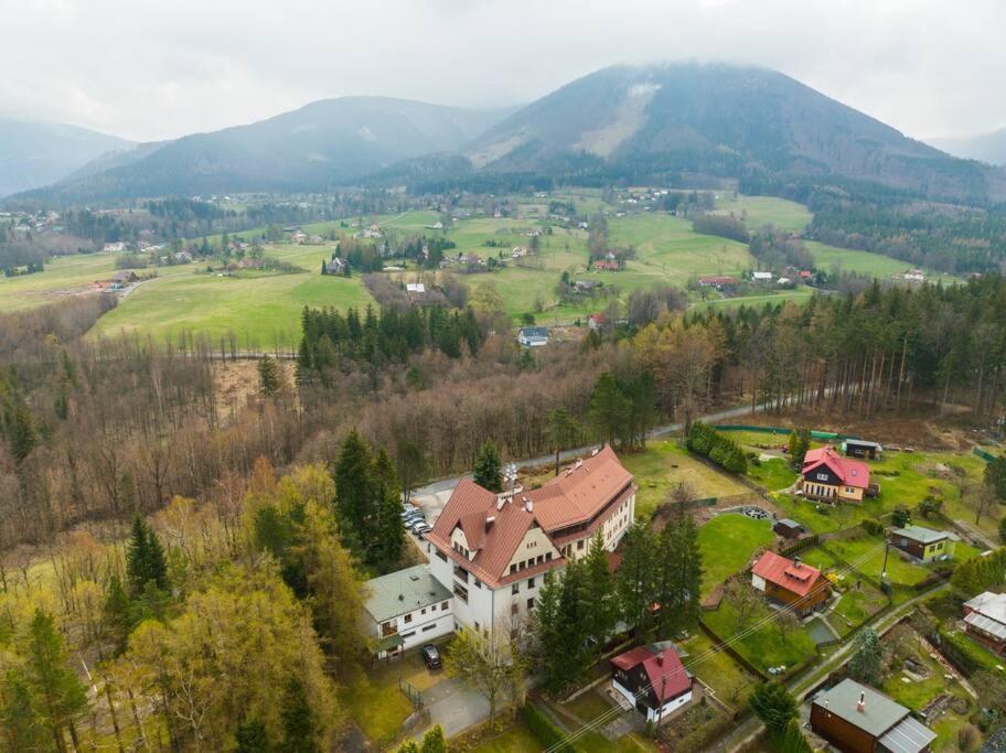 דירות Kunčice pod Ondřejníkem Prostorny Apartman Pro 4 Osoby V Beskydech מראה חיצוני תמונה